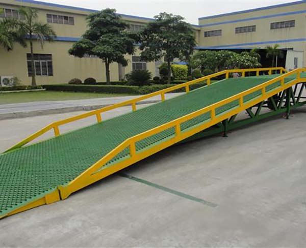 移動式登車橋 (23)